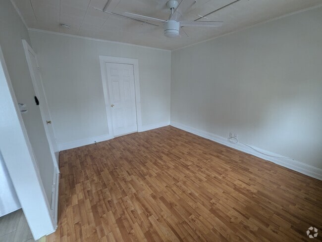 Building Photo - 6010 Madison St Unit 2 Rental