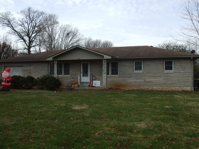 Photo - 2427 Smallhouse Rd
