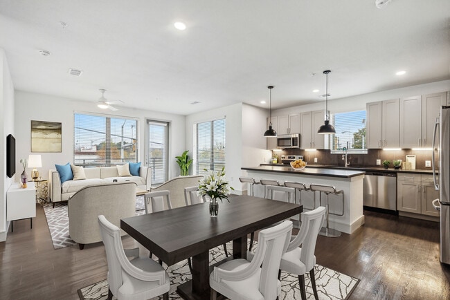 Photo - Encore Panther Island