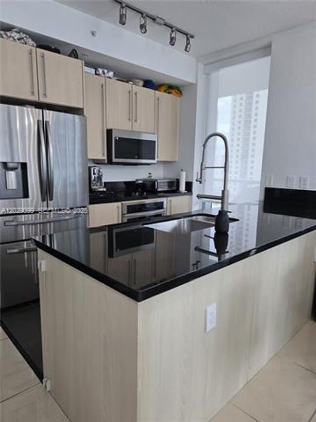 Photo - 1111 SW 1st Ave Unidad 1111 SW 1st Ave # 2020-N