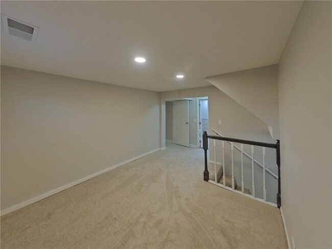 Photo - 3760 75th St E