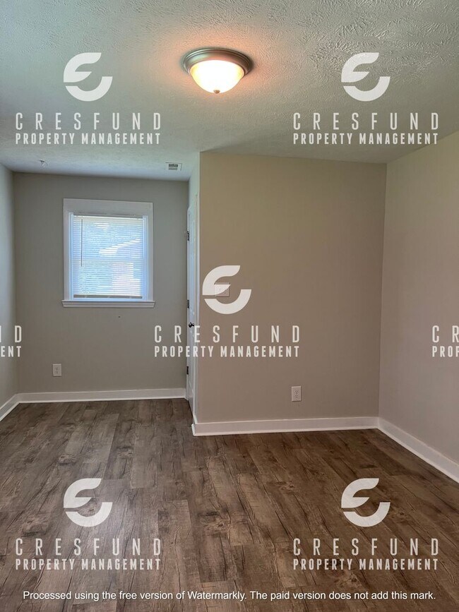 Photo - 2ND FLOOR Spacious & Updated 1 Bed, 1 Bath Apartment Unit 822 Miller Avenue-1