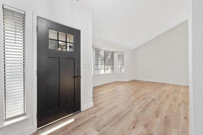 Photo - 6379 N Forestiere Ave