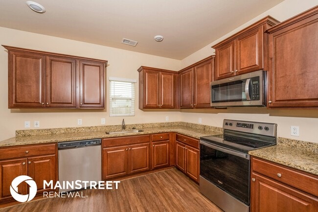 Photo - 625 Clover Cir