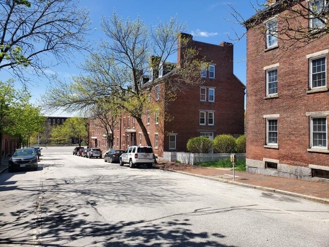 Photo - 125 W Merrimack St Unidad 2 Rental