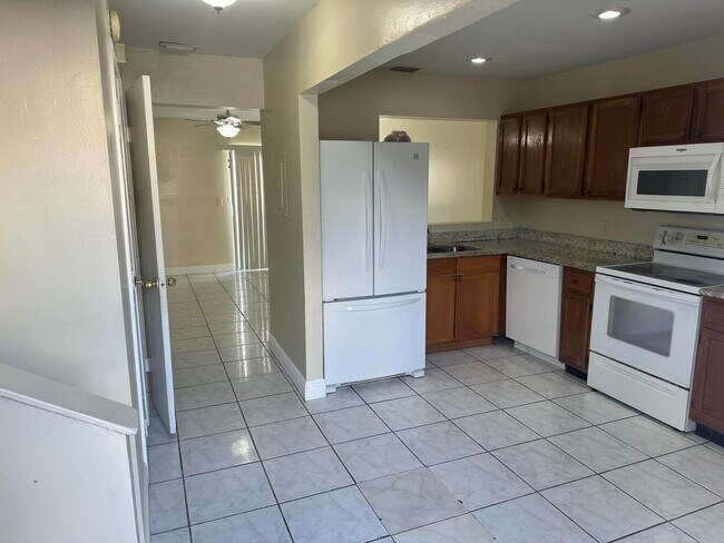 Photo - 5145 Breckenridge Pl