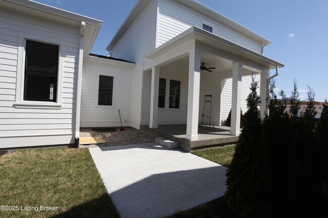 Photo - 6320 Pond Lily St