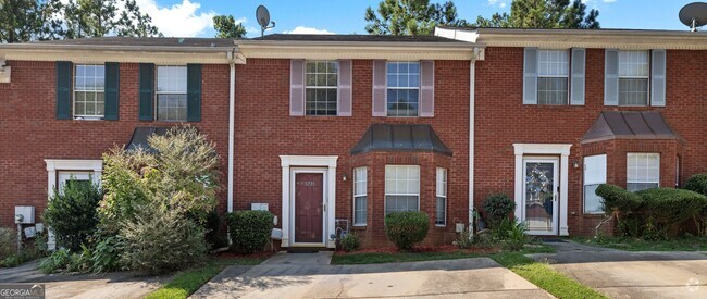 Building Photo - 5735 Windfall Ln Rental