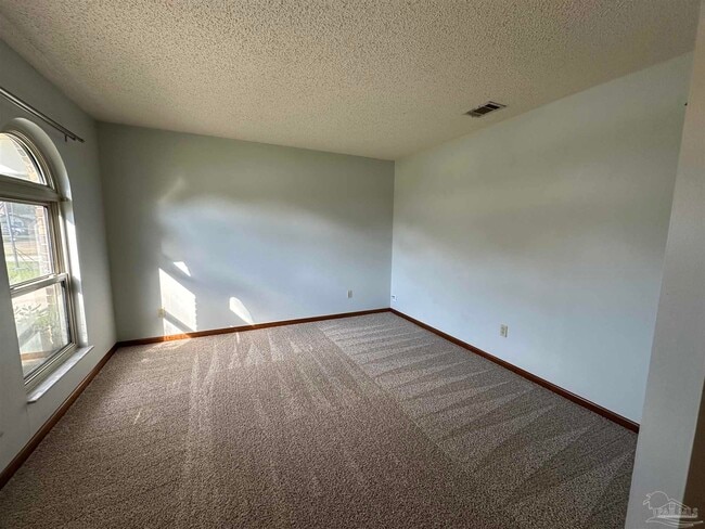 Photo - 2952 Breckenridge Dr