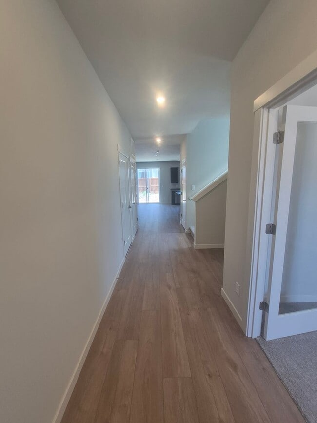 Photo - NEW - 4 BR/2.5 BA Plus office in Acadia Pointe