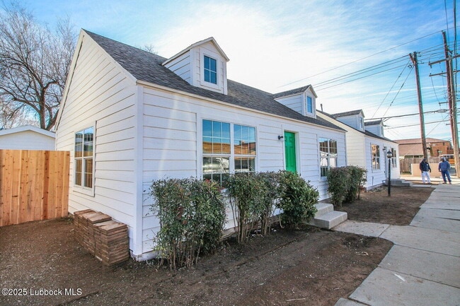 Building Photo - 1705 Avenue T Rental