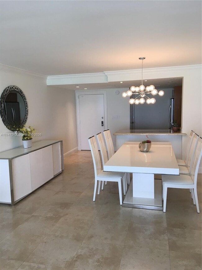Photo - 2625 Collins Ave