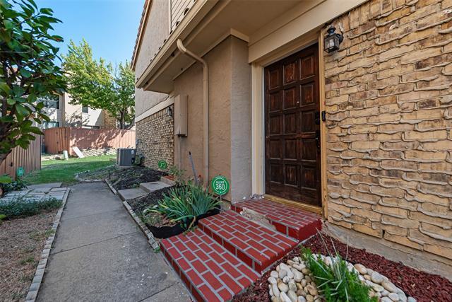 Photo - 4230 Madera Rd