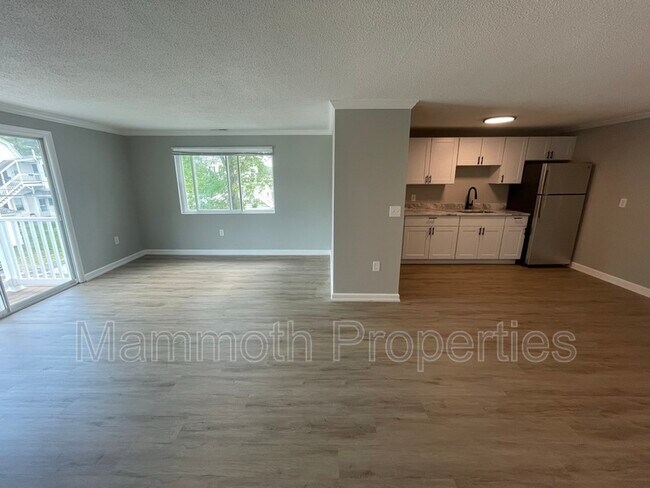 Photo - 667 Corning Rd Unit 7