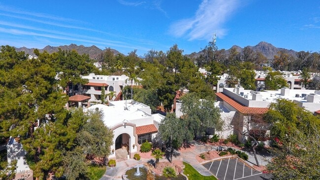 Building Photo - 750 E Northern Ave