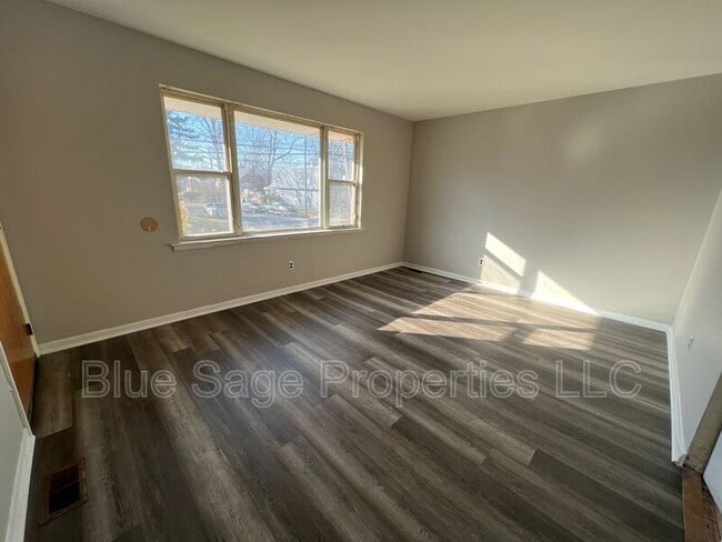 Photo - 727 Clifton Ave Unidad 1