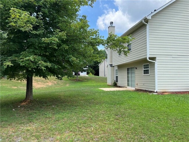 Photo - 1909 Hampton Springs Ct SW