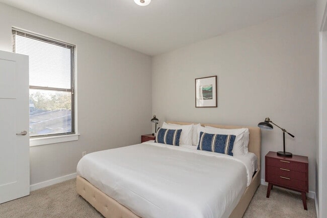 Photo - 1016 18th Ave S Unidad ID1014418P