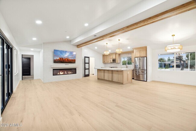 Photo - 1216 W Rovey Ave