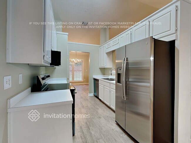 Photo - 2825 Maple Vista Ln SW
