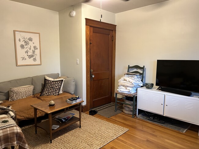 Photo - 214 Myrtle Ave Unit 2