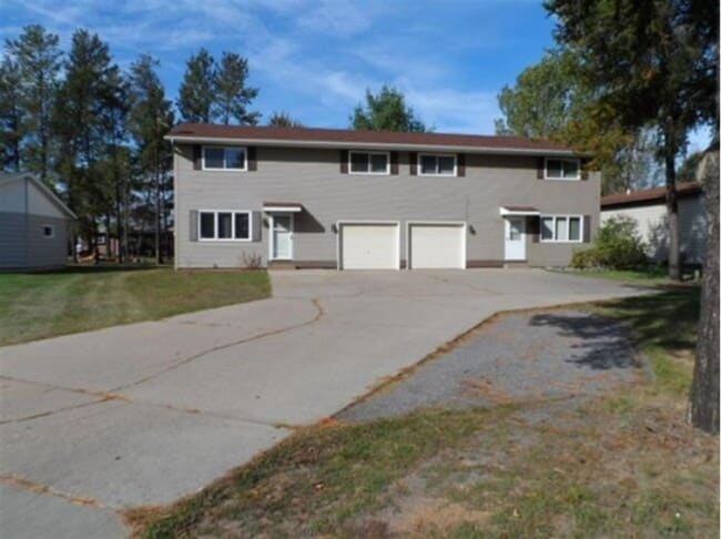 Building Photo - 2110 Sherri Ln Unit 101