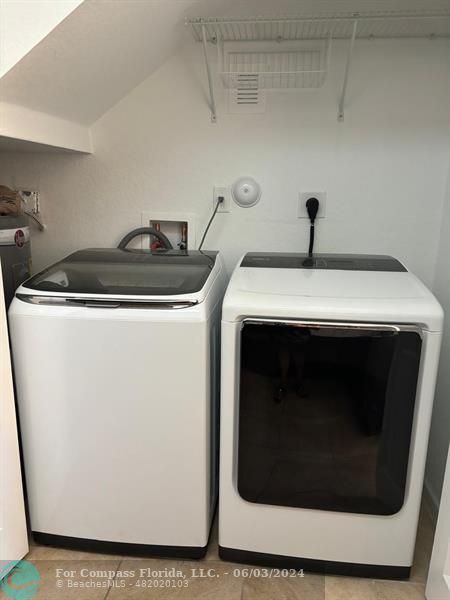 Photo - 2997 NW 35th Ave