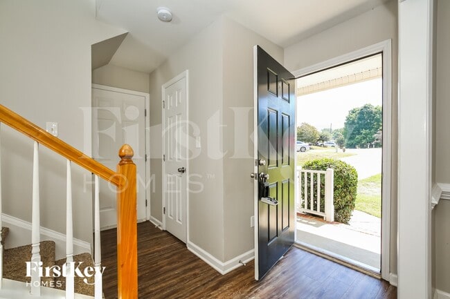 Photo - 4912 Heritage Woods Ct