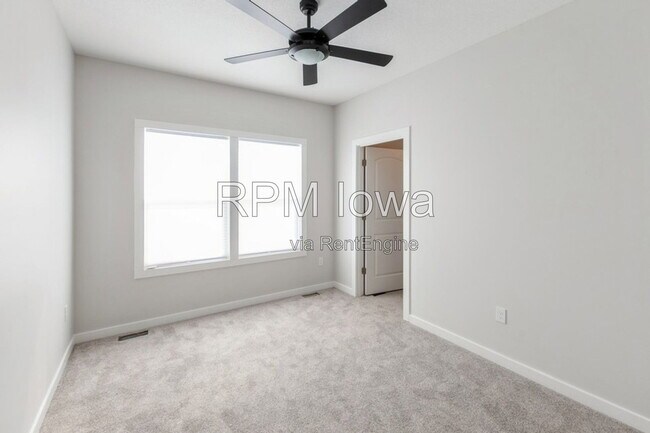 Photo - 6810 Bright St