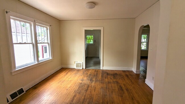Photo - 1042 Ada Ave