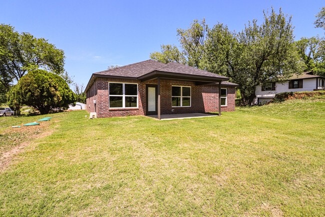 11108 E 138th Pl N