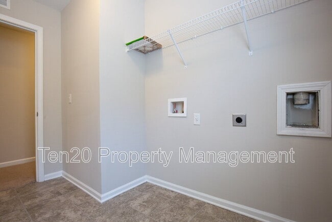 Photo - 7272 Sorrel Dr