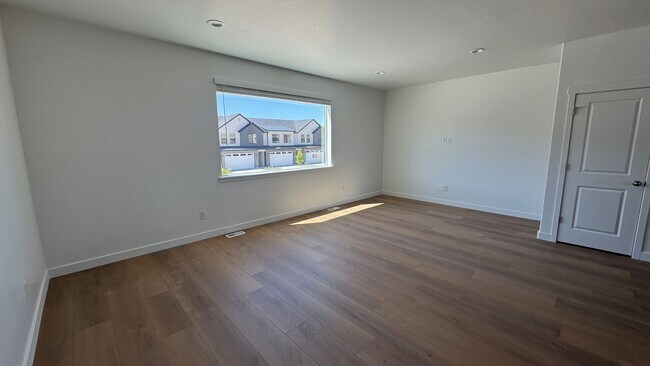 Photo - Brand new 3 Bedroom 3 Bath in Payson!