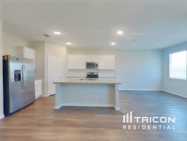 Photo - 1073 N Churchill Dr