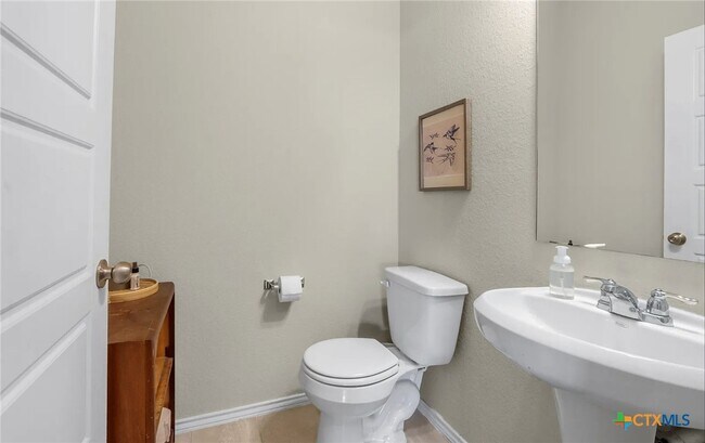 Photo - 1642 Ranch House