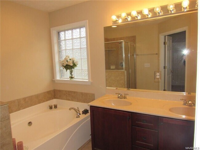 Photo - 3524 Claiborne Cir