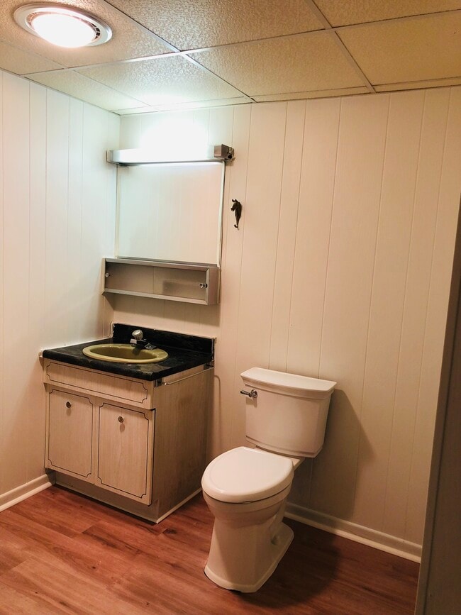 Photo - 3112 Belmont Ave