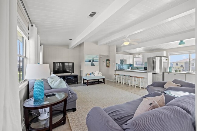 Photo - 22022 Zachary Dr