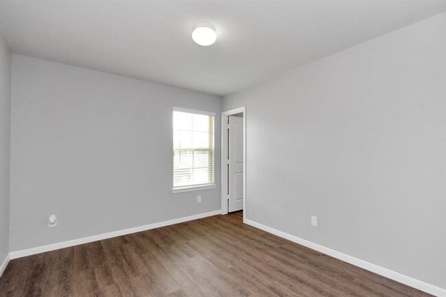 Photo - 21506 Hartford Hollow Ln