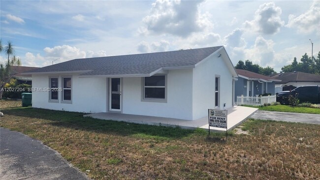Photo - 13741 SW 46th Terrace