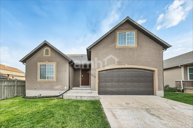 Building Photo - 3672 Nairn Dr