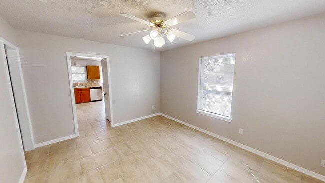 Photo - 704 N 7th St Unit Apt. B