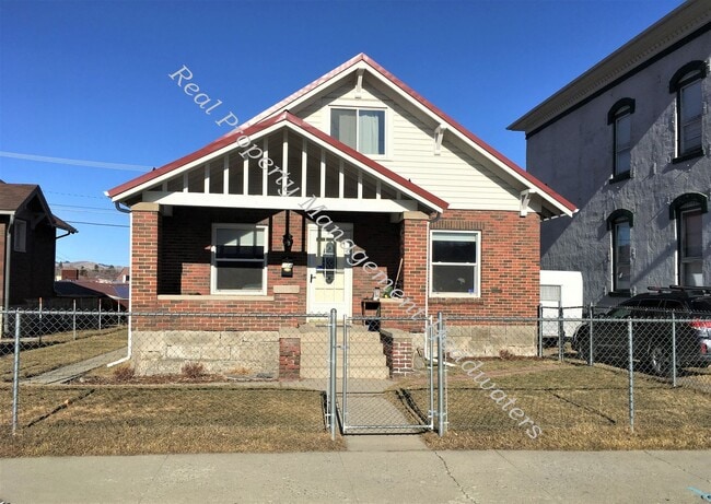 Building Photo - House for rent -  Short Term Lease
