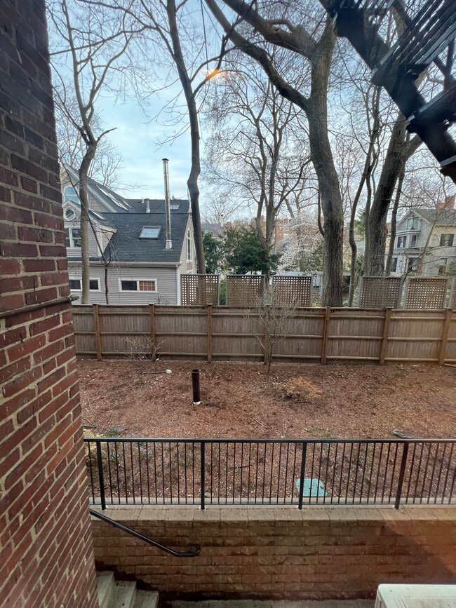 Photo - 16 Chauncy St Unit 18B