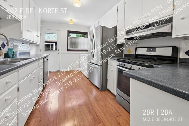 Photo - 402 E Del Norte St