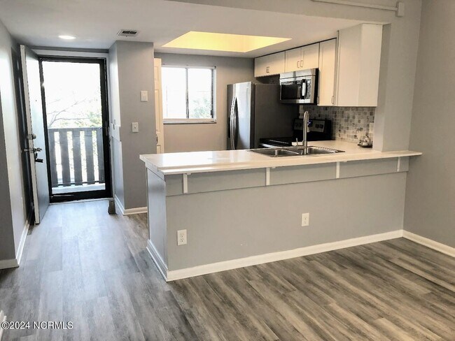 Photo - 4571 Holly Tree Rd