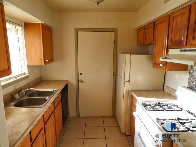 Photo - Great move in ready home close to Ft. Bliss