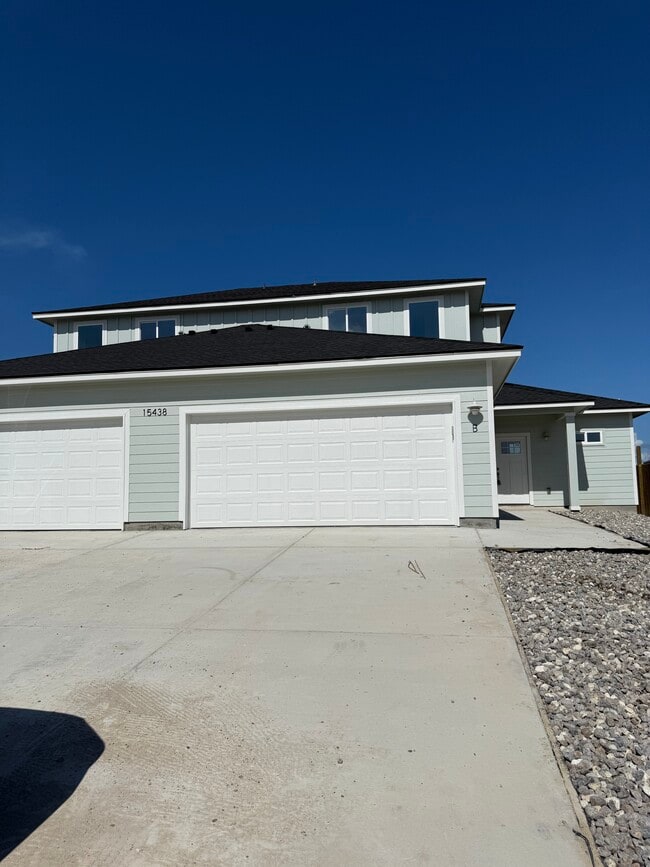 Photo - 15438 Cruiser St Townhome