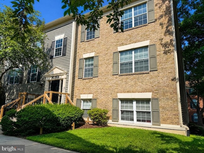 Building Photo - 20208 Shipley Terrace Unit 302