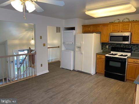 Photo - 7959 Vernon Ave